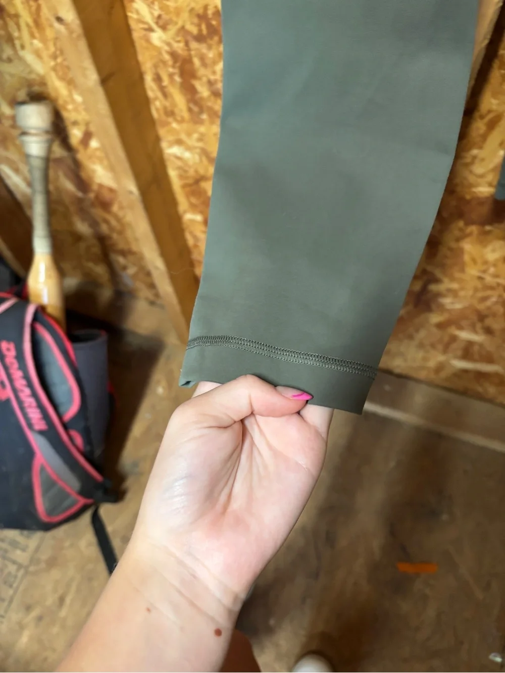 Lululemon High-Waist Olive Green Align Active Leggings - Picture 6 of 7